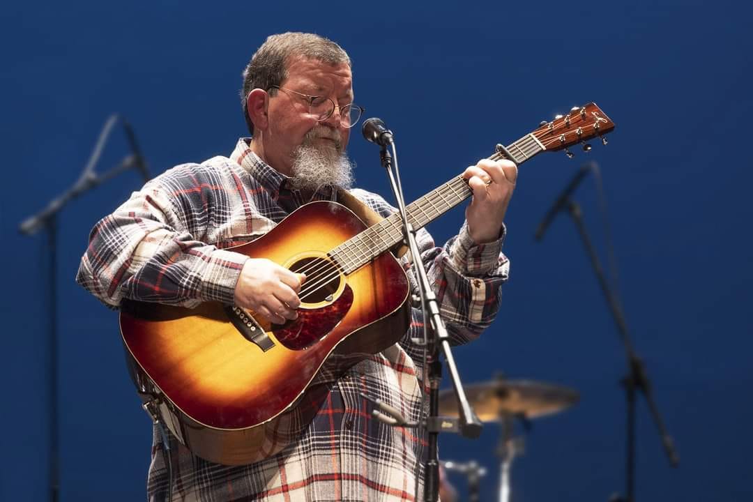Bob Henson_Lenoir Guitar Teacher_lessons